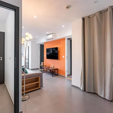 Le Prouvé Ii - Très Bel Climatisé *